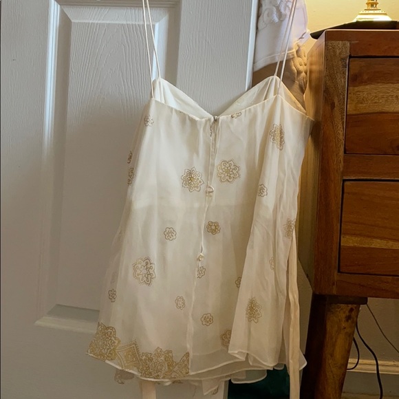 Top - Picture 3 of 3